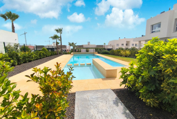 Reventa - Apartamento / piso - Algorfa