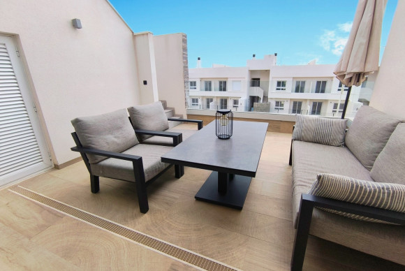 Reventa - Apartamento / piso - Algorfa