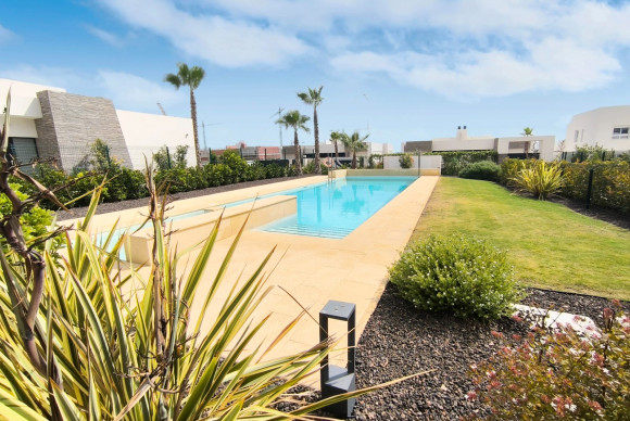 Reventa - Apartamento / piso - Algorfa