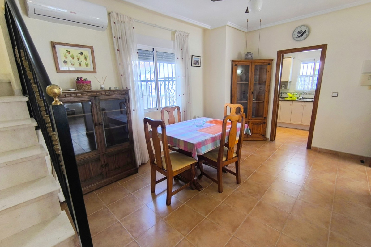 Resale - Detached Villa - Algorfa