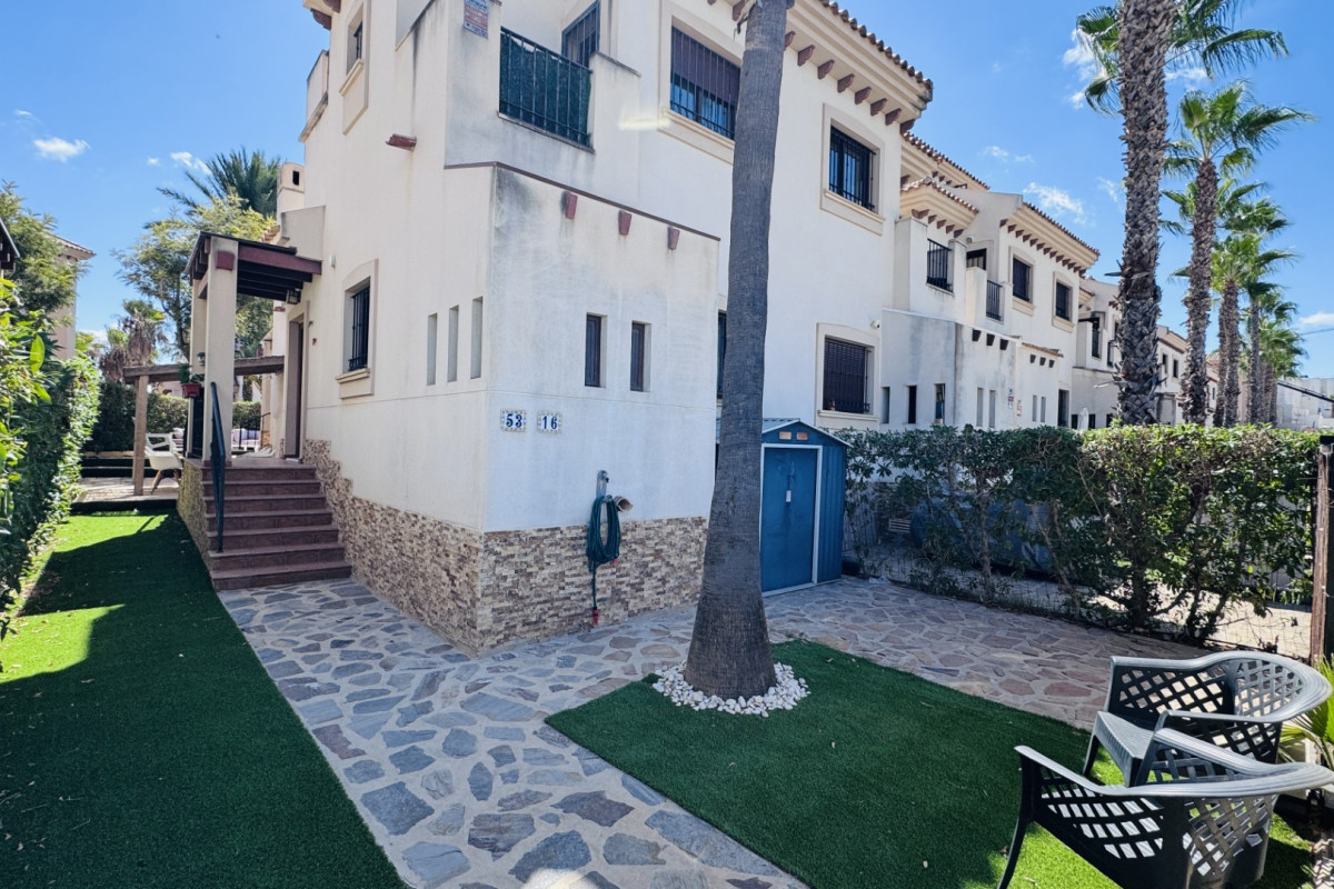 Resale - Semi Detached Villa - Algorfa