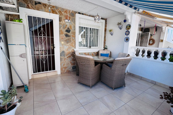 Reventa - Apartamento / piso - Algorfa