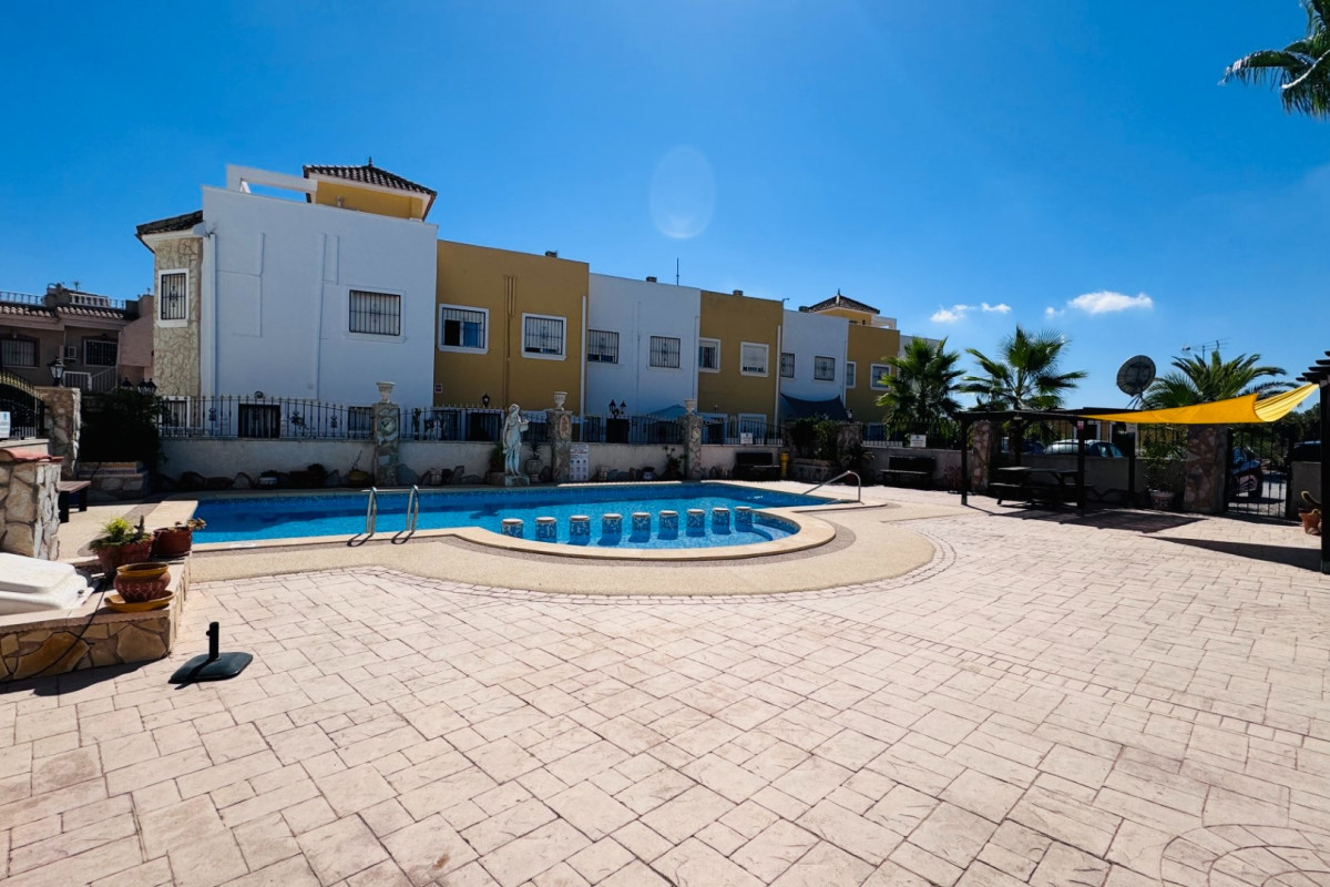 Reventa - Apartamento / piso - Algorfa