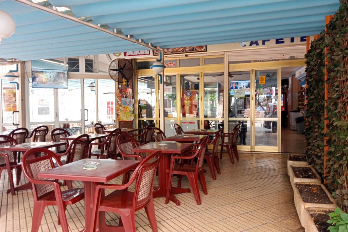 Reventa - Local Comercial - Benidorm - Zona de Poniente