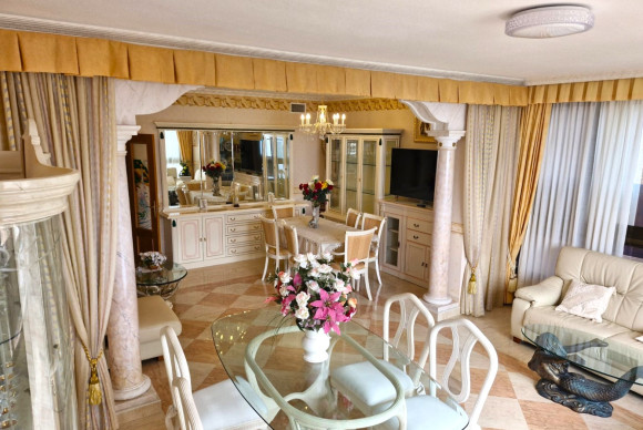 Herverkoop - Apartment / flat - Benidorm - Levante