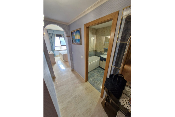 Herverkoop - Apartment / flat - Benidorm - Levante