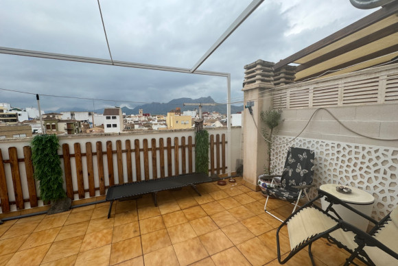 Herverkoop - Duplex Woning - Ondara