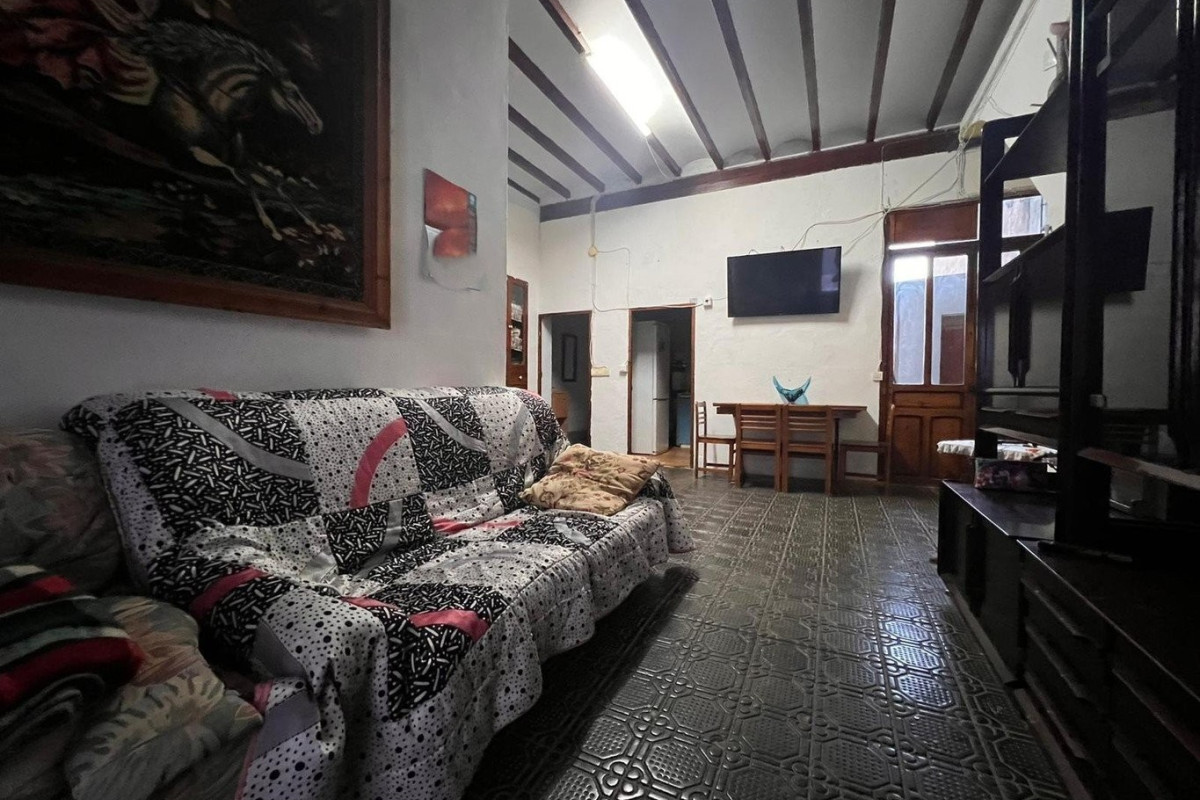 Resale - Casa de Pueblo - Callosa De Ensarrià