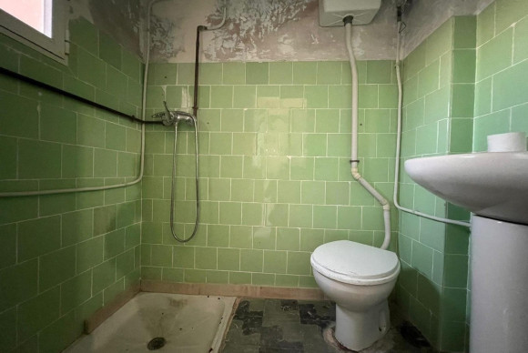 Resale - Casa de Pueblo - Callosa De Ensarrià