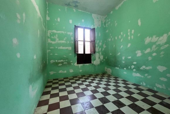 Resale - Casa de Pueblo - Callosa De Ensarrià