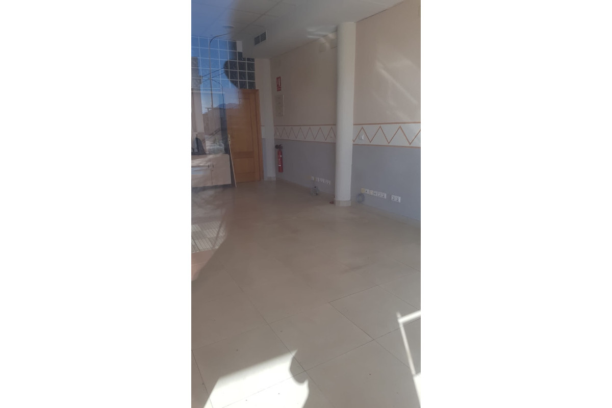 Revente - local - Bellreguard - Playa