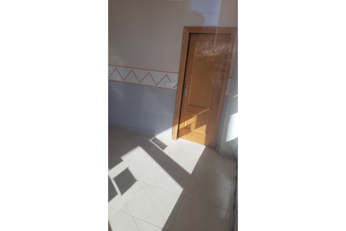 Revente - local - Bellreguard - Playa