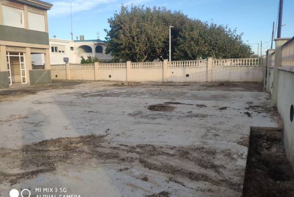 Herverkoop - urban plot - Gandía - MARENYS