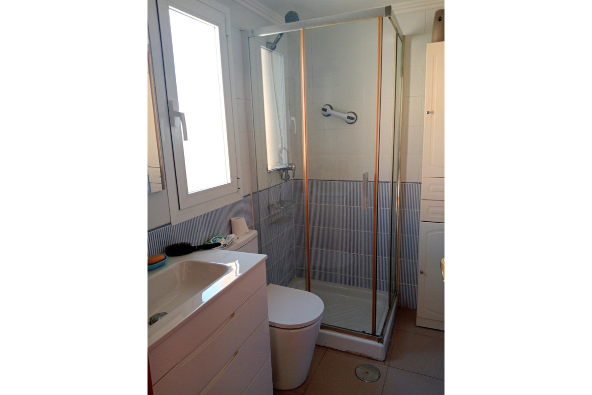 Herverkoop - Apartment / flat - Villajoyosa - Cala de Villajoyosa