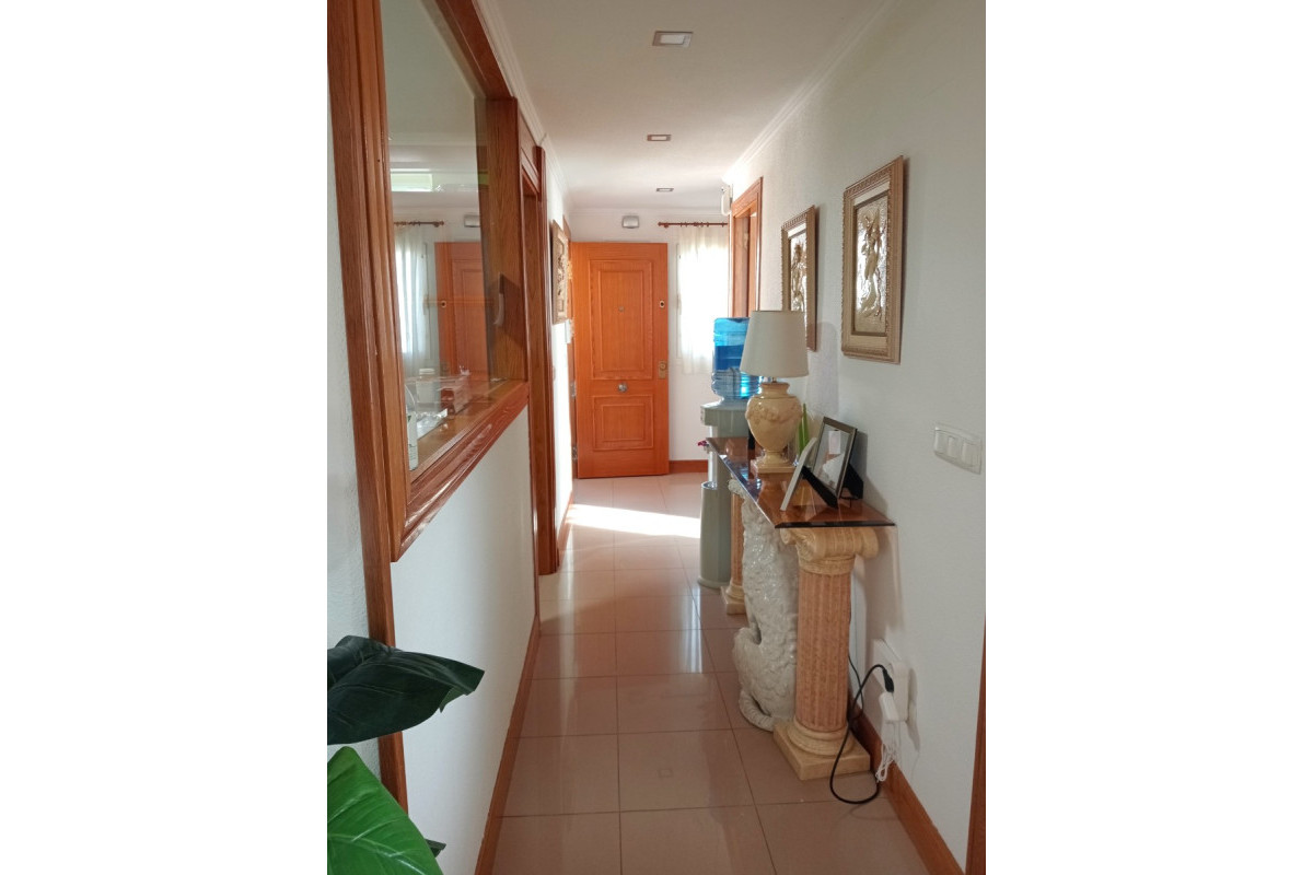 Herverkoop - Apartment / flat - Villajoyosa - Cala de Villajoyosa