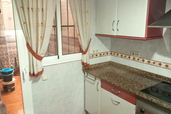 Herverkoop - Apartment / flat - Benidorm - Zona de Poniente