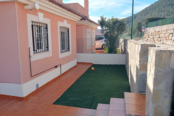 Reventa - Chalet Independiente - Polop