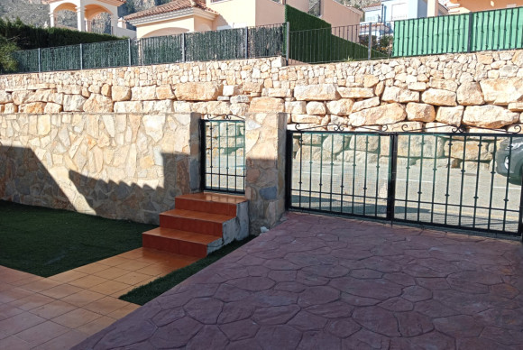 Reventa - Chalet Independiente - Polop