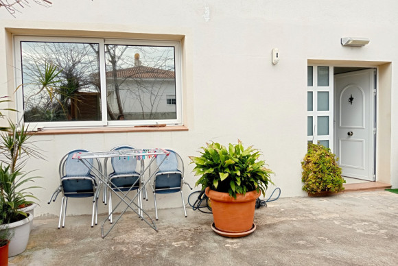 Reventa - Casa semi independiente - La Nucía