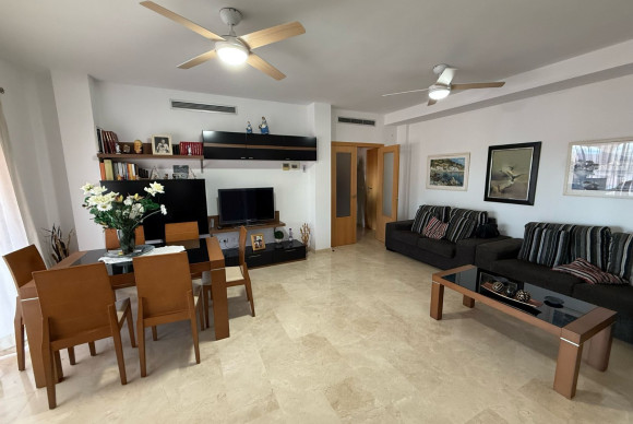 Revente - Apartment / flat - Pego