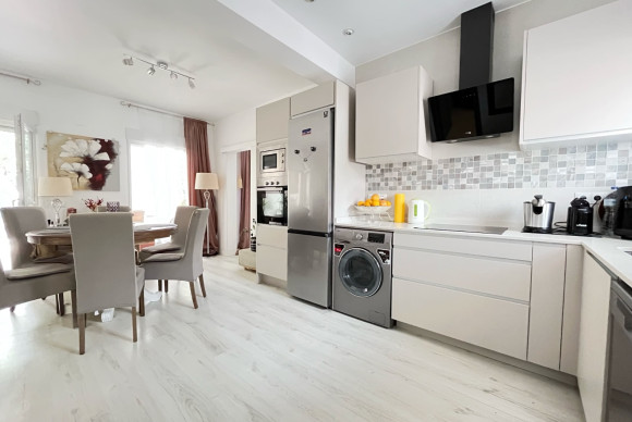 Revente - Maison de ville - Pedreguer