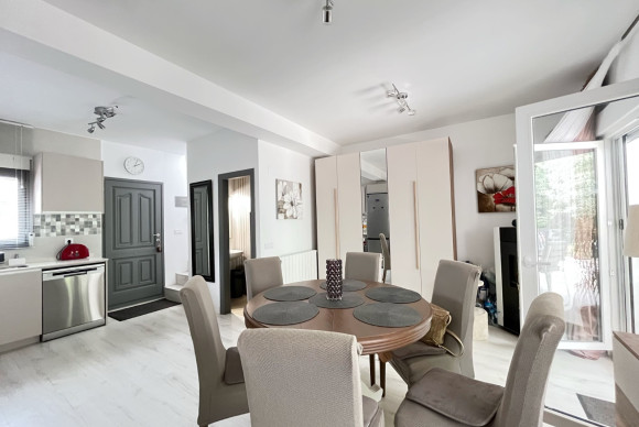 Revente - Maison de ville - Pedreguer