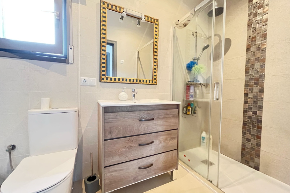 Revente - Maison de ville - Pedreguer