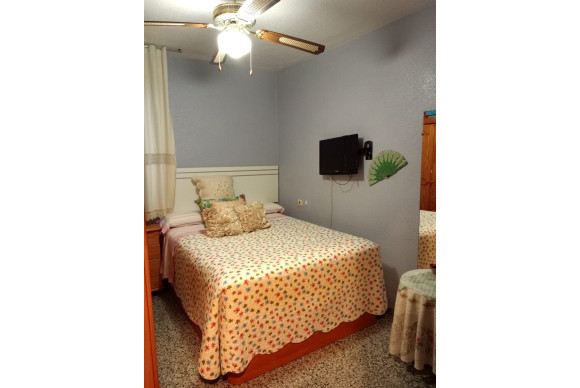 Herverkoop - Apartment / flat - Benidorm - Levante