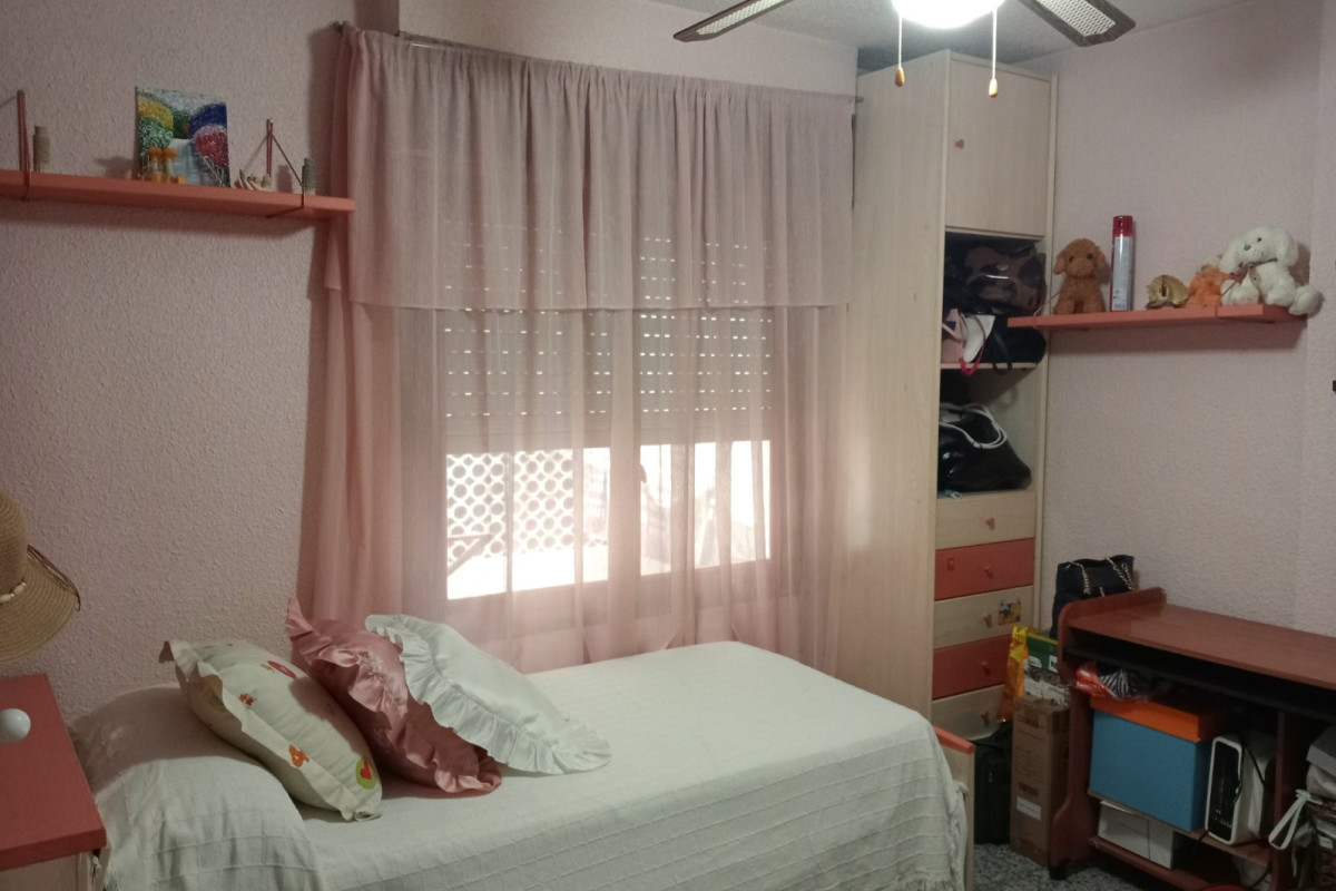 Herverkoop - Apartment / flat - Benidorm - Levante