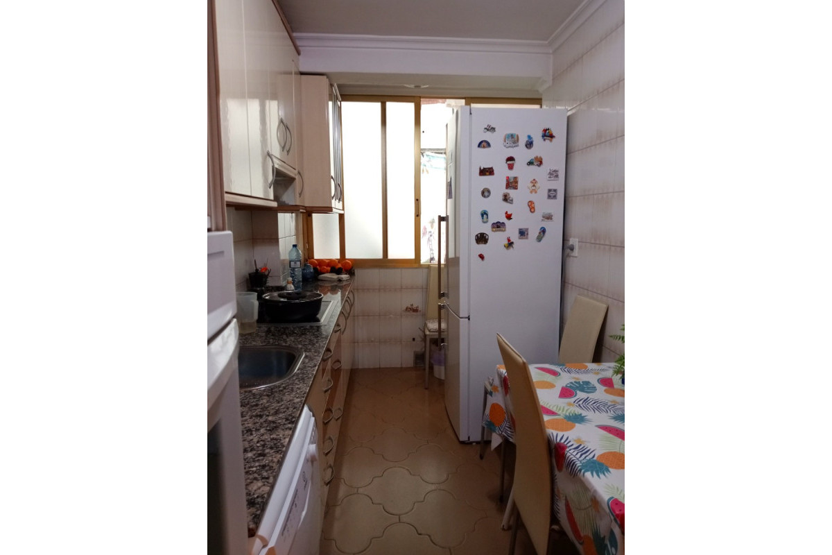Herverkoop - Apartment / flat - Benidorm - Levante