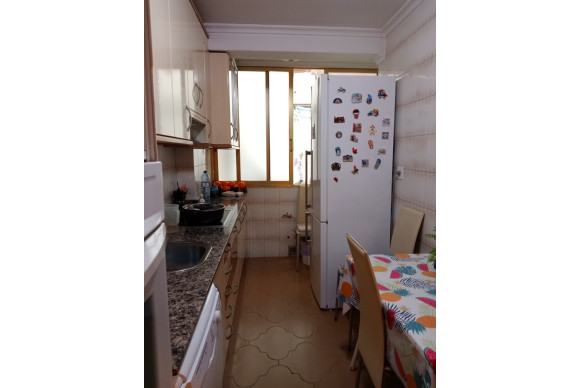 Herverkoop - Apartment / flat - Benidorm - Levante