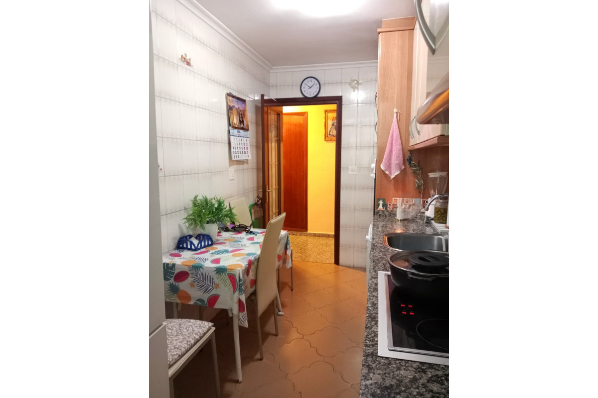 Herverkoop - Apartment / flat - Benidorm - Levante
