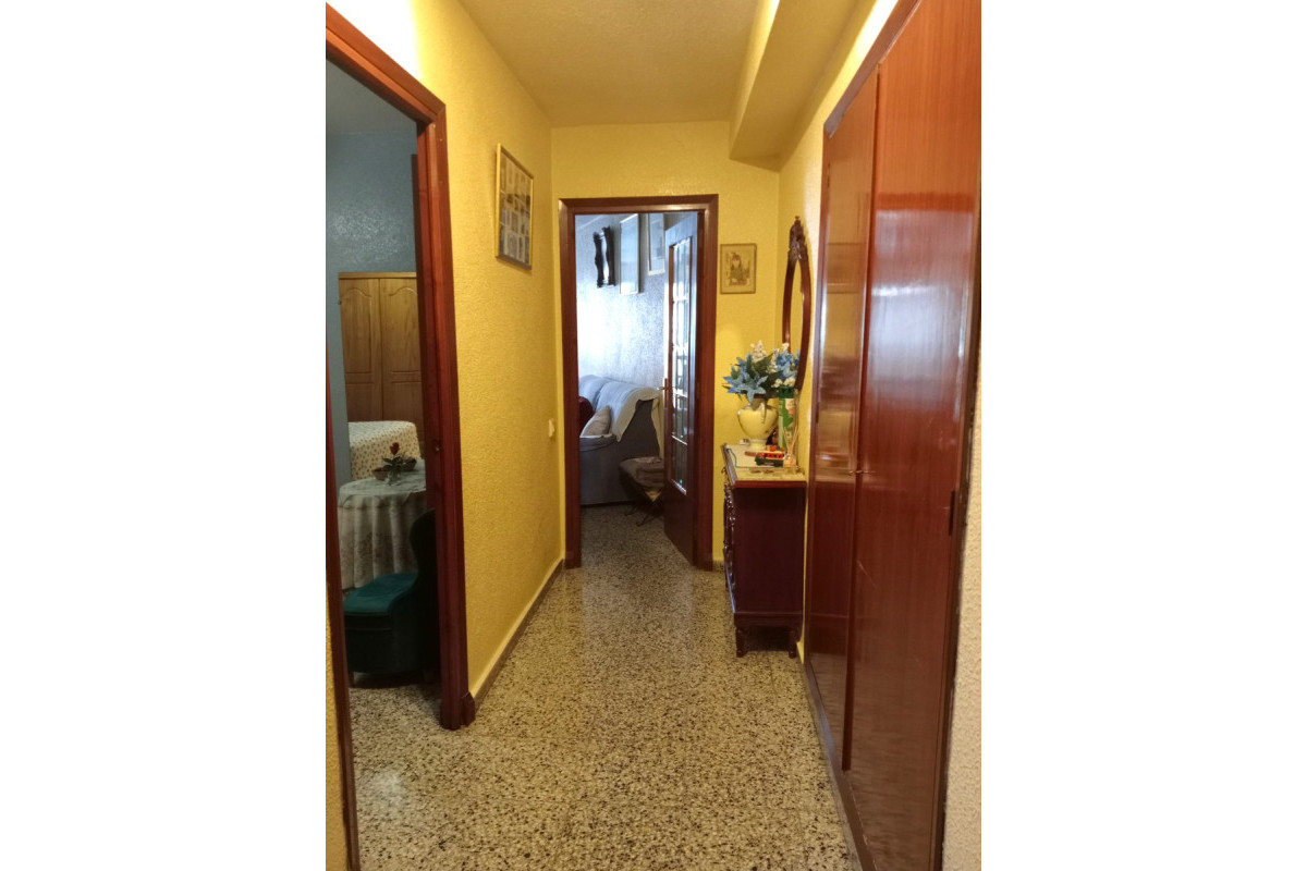 Herverkoop - Apartment / flat - Benidorm - Levante