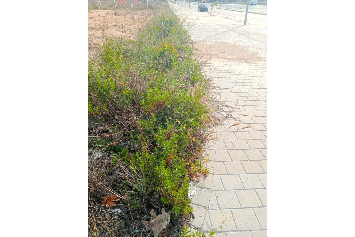 Resale - Plot / Land - Villajoyosa