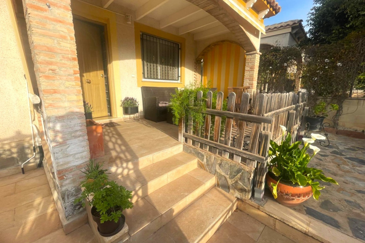 Resale - Chalet Independiente - La Nucía