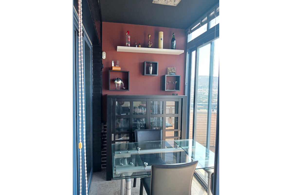 Herverkoop - Apartment / flat - Benidorm - Levante