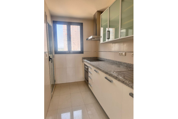 Herverkoop - Apartment / flat - Benidorm - Levante