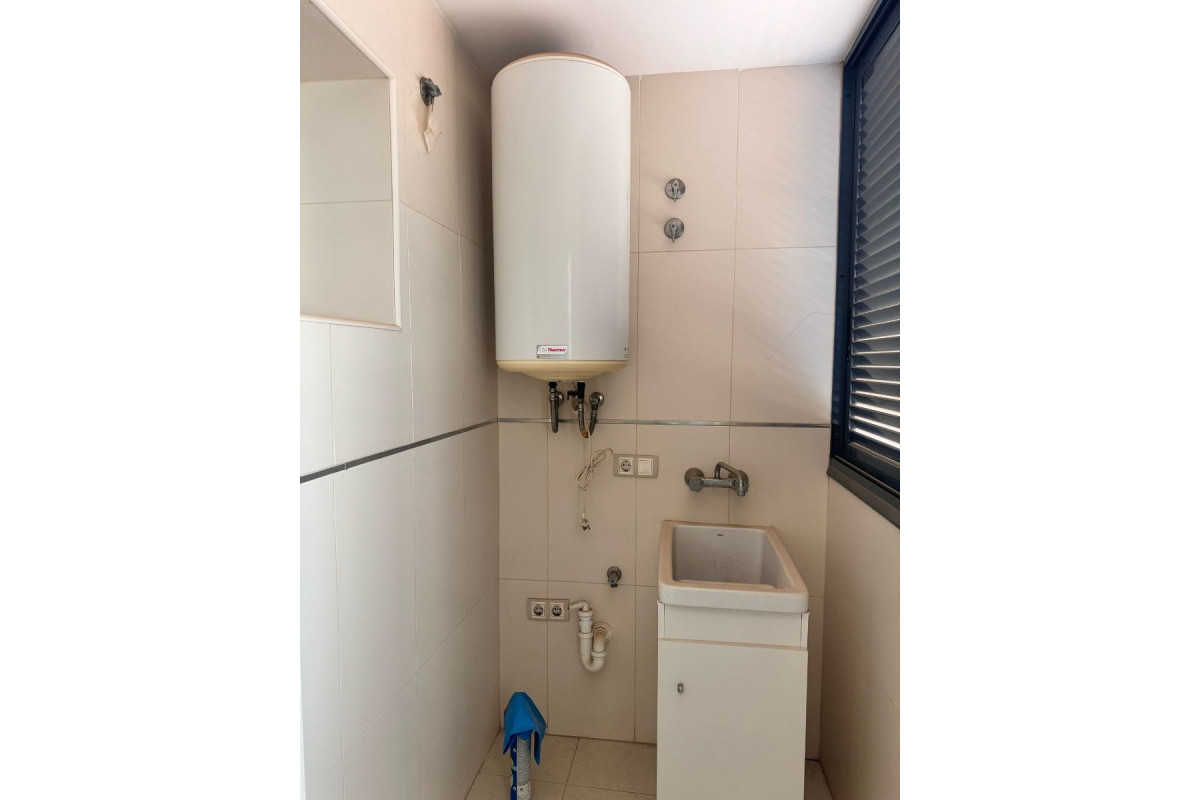 Herverkoop - Apartment / flat - Benidorm - Levante