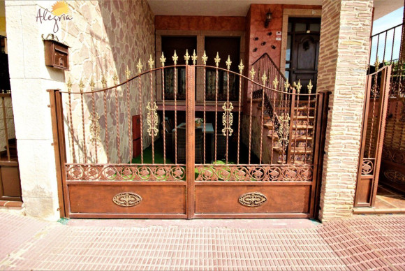 Revente - Villa de Lujo - Daya Nueva