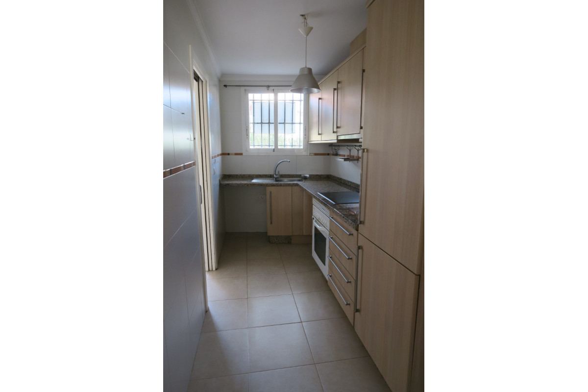 Herverkoop - Apartment / flat - Jesús Pobre - Centro