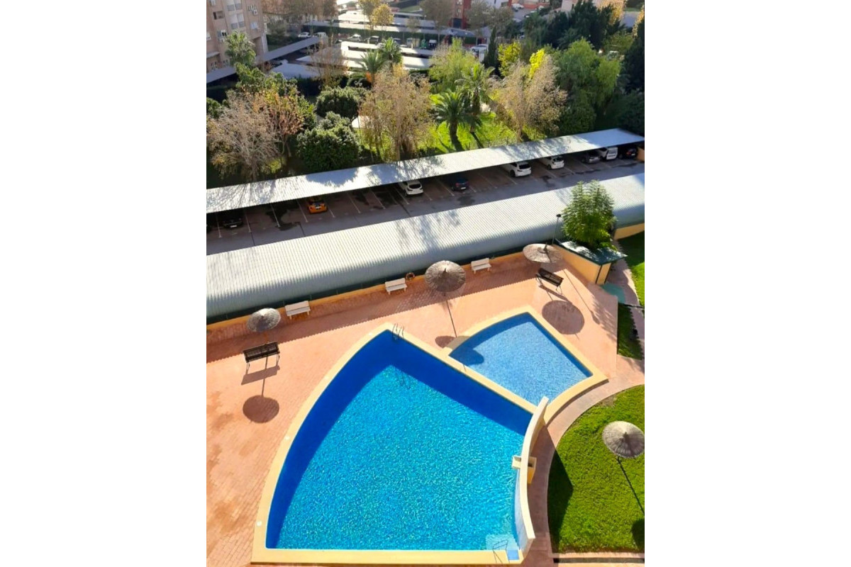 Herverkoop - Apartment / flat - Benidorm - Levante