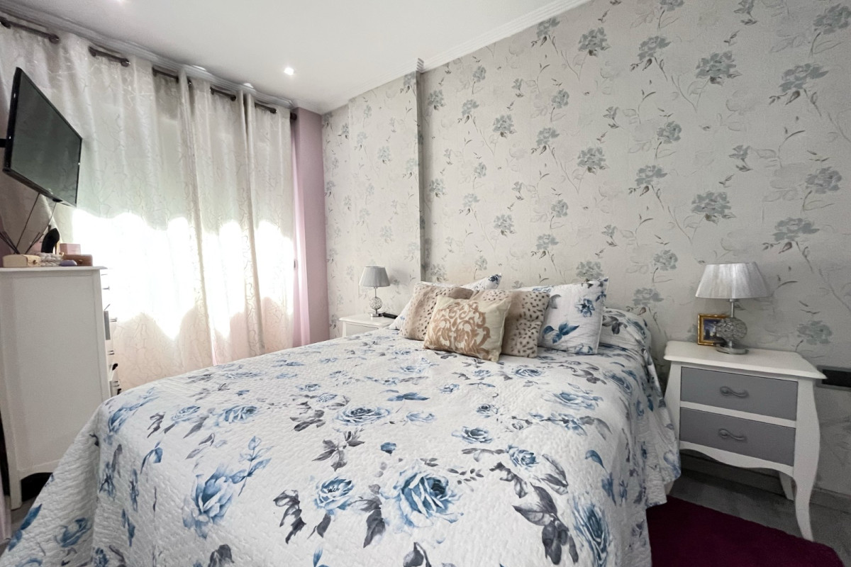 Revente - House - Rafelcofer - Centro