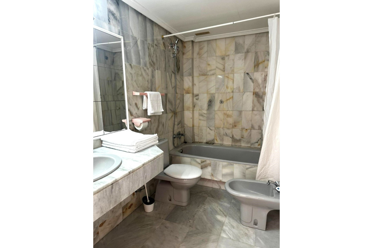 Herverkoop - Apartment / flat - Benidorm - Zona de Poniente