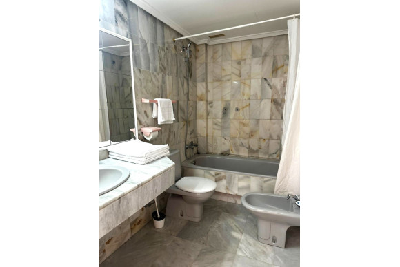 Herverkoop - Apartment / flat - Benidorm - Zona de Poniente