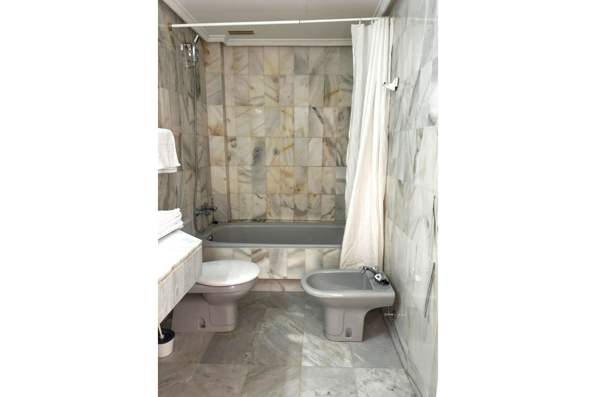 Herverkoop - Apartment / flat - Benidorm - Zona de Poniente