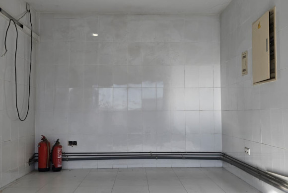 Herverkoop - Lokaal - Alfaz del Pi - Alfas del Pí