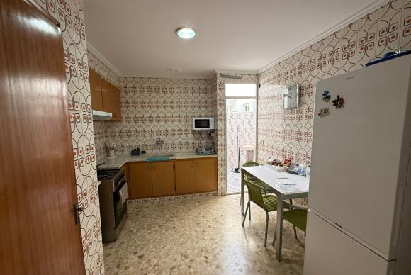 Resale - Apartment / flat - Miramar