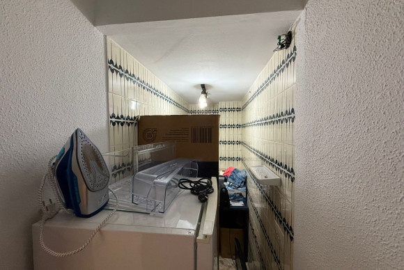 Resale - Apartment / flat - Miramar