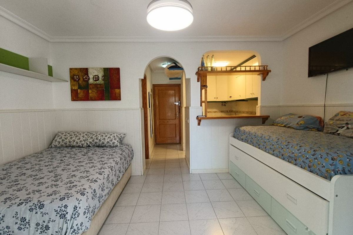 Resale - Studio - Torrevieja