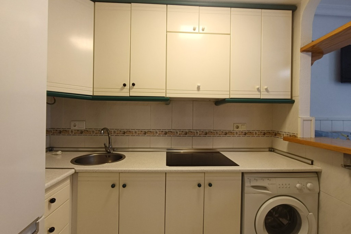 Resale - Studio - Torrevieja